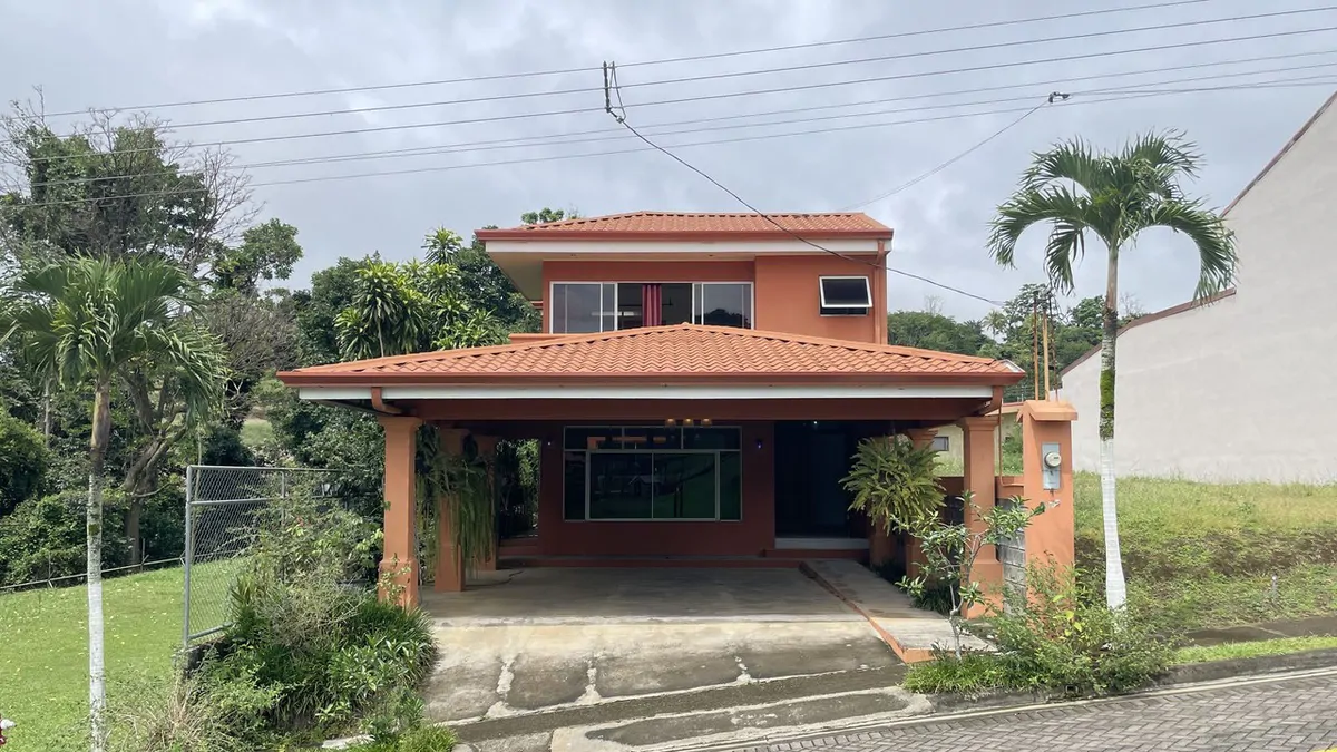 Two-Story House for Sale in Grecia, Alajuela