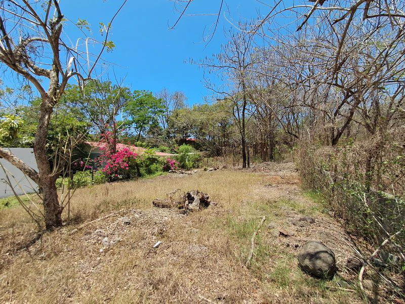 Casa Blanca: Urgent Sale -Single-Story Home with Pool and Expansion Potential - Gallery image 12