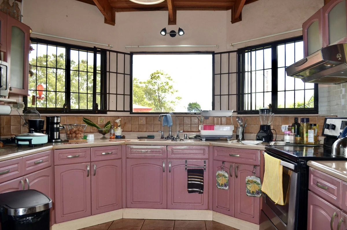 Property for sale with the 3 houses in San Rafael - Gallery image 13