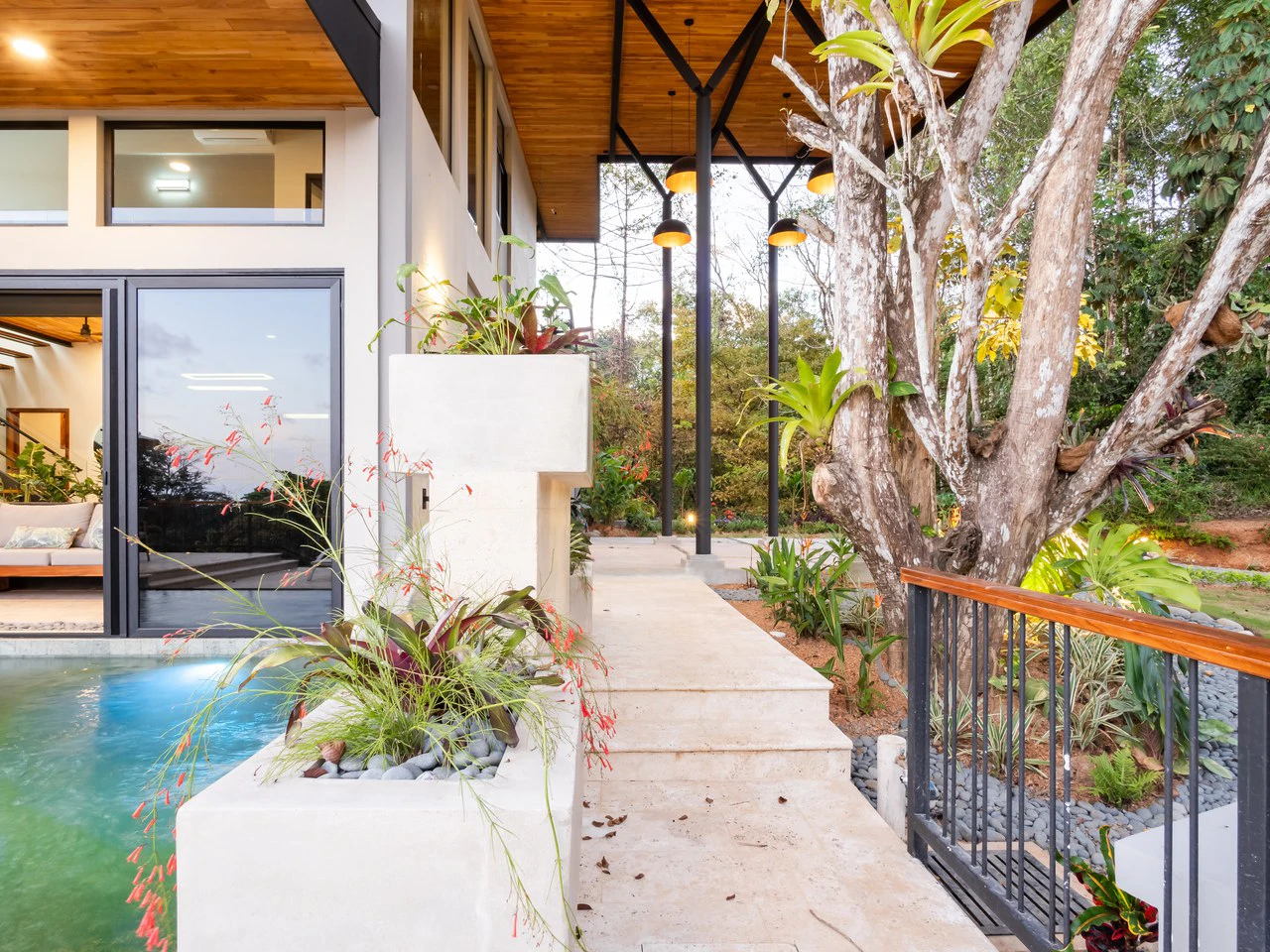 Luxury 3 Bedroom Home with Ocean Views in Downtown Uvita - Gallery image 93
