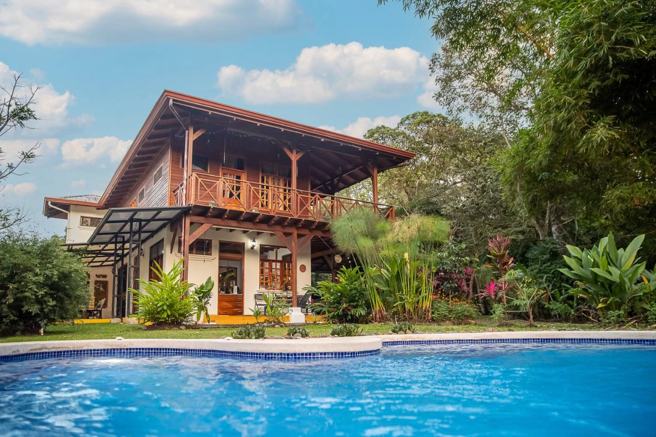 Finca Bambu: Unique Luxury Chalet, Guest house and Pool! - Gallery image 7