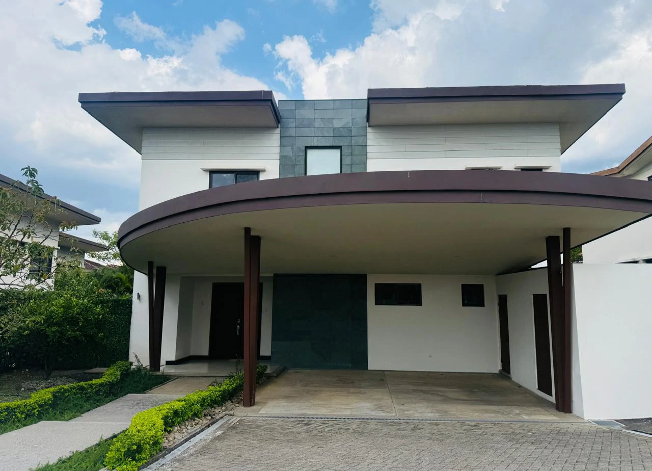 House for Sale in Exclusive Gated Community with Spacious Garden Santa Ana Costa Rica - Gallery image 20