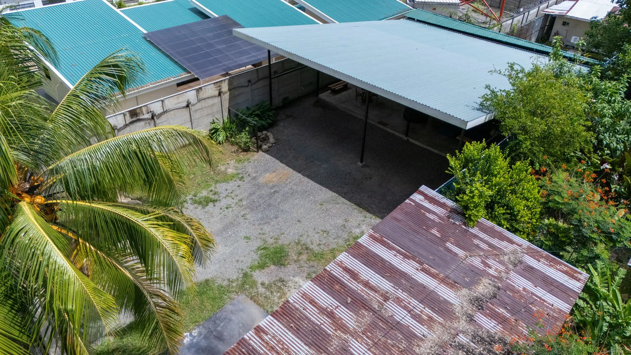 Charming and Affordable 1-bedroom home in Uvita - Gallery image 12