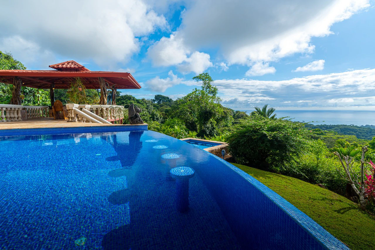 Mountain House For Sale in Escaleras - Gallery image 54