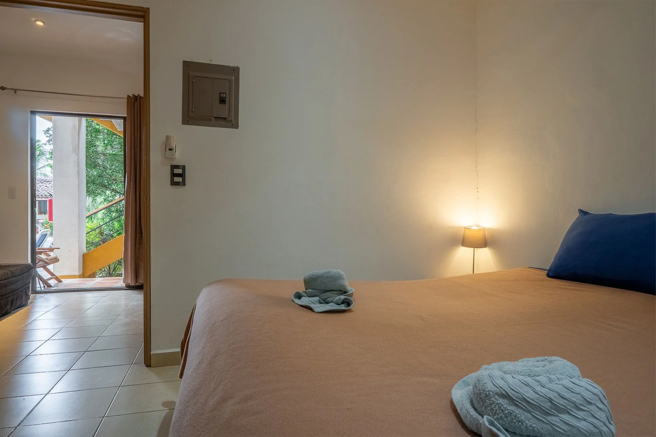 Tamarindo Paradise Condo #8: A safe, private location, walking distance to the beach, restaurants and shopping - Gallery image 5