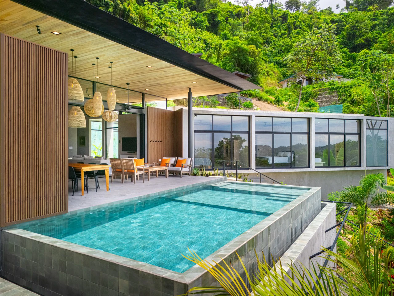Casa La Artista: Sleek Modern Retreat with Ocean & Mountain Views in Ojochal - Gallery image 2