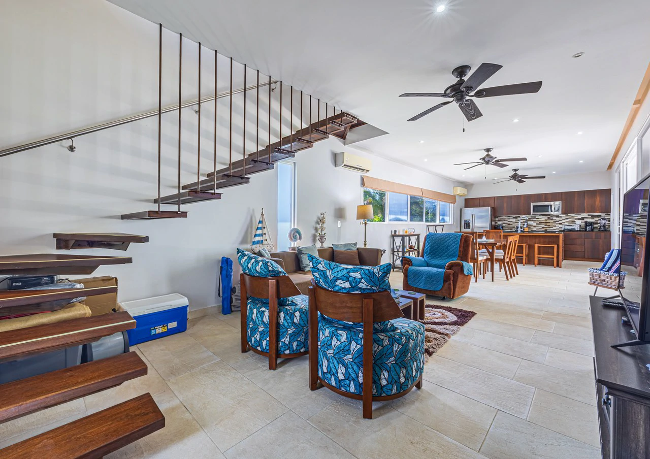 Elegant Tropical Villa Steps from Playa Hermosa – Gated Community - Gallery image 8