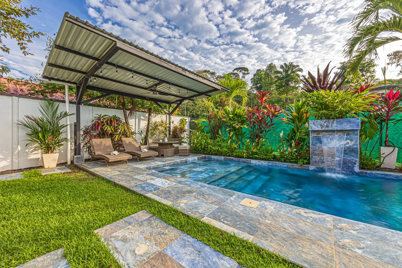 Elegant Tropical Home | 5 Minutes from Marino National Park: Near the Coast House For Sale in Bahía Ballena - Gallery image 55