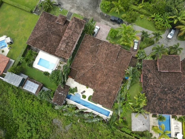 Incredible Casa Verde: Walk to the Beach in Bejuco! - Gallery image 9