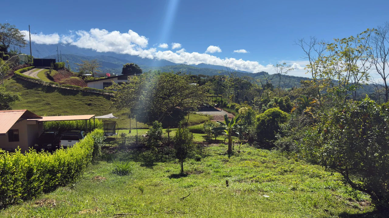 Countryside Home Construction Site For Sale in Miravalles - Gallery image 4