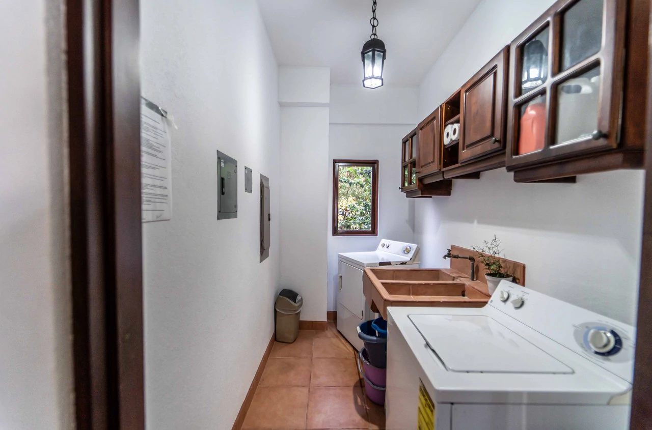 Casa Serenidad: Near the Coast House For Sale in Zapotal - Gallery image 33