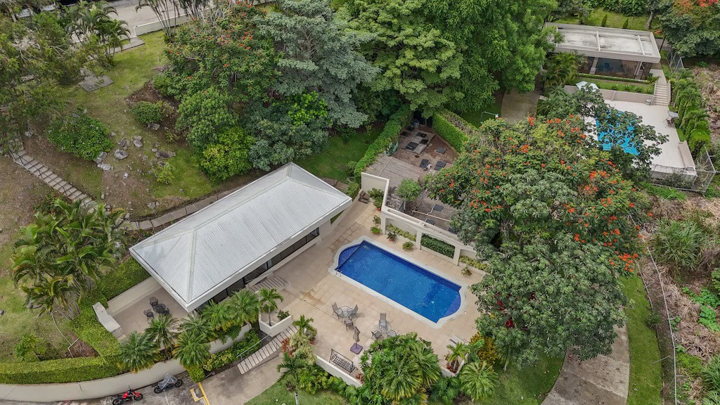 Apartment For Sale in San Rafael - photo 2