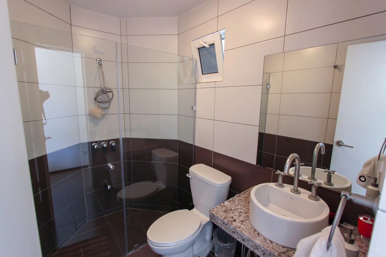 Modern Golf Course Haven: Spectacular Home in Valle del Sol, Santa Ana - Gallery image 21