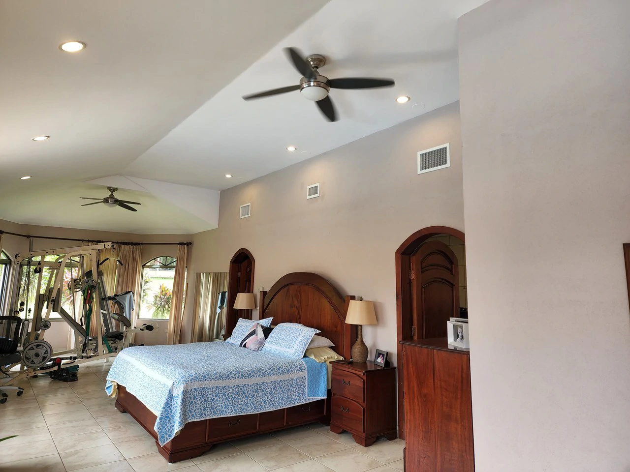 Countryside and Near the Coast House For Sale in Higuito - Gallery image 60