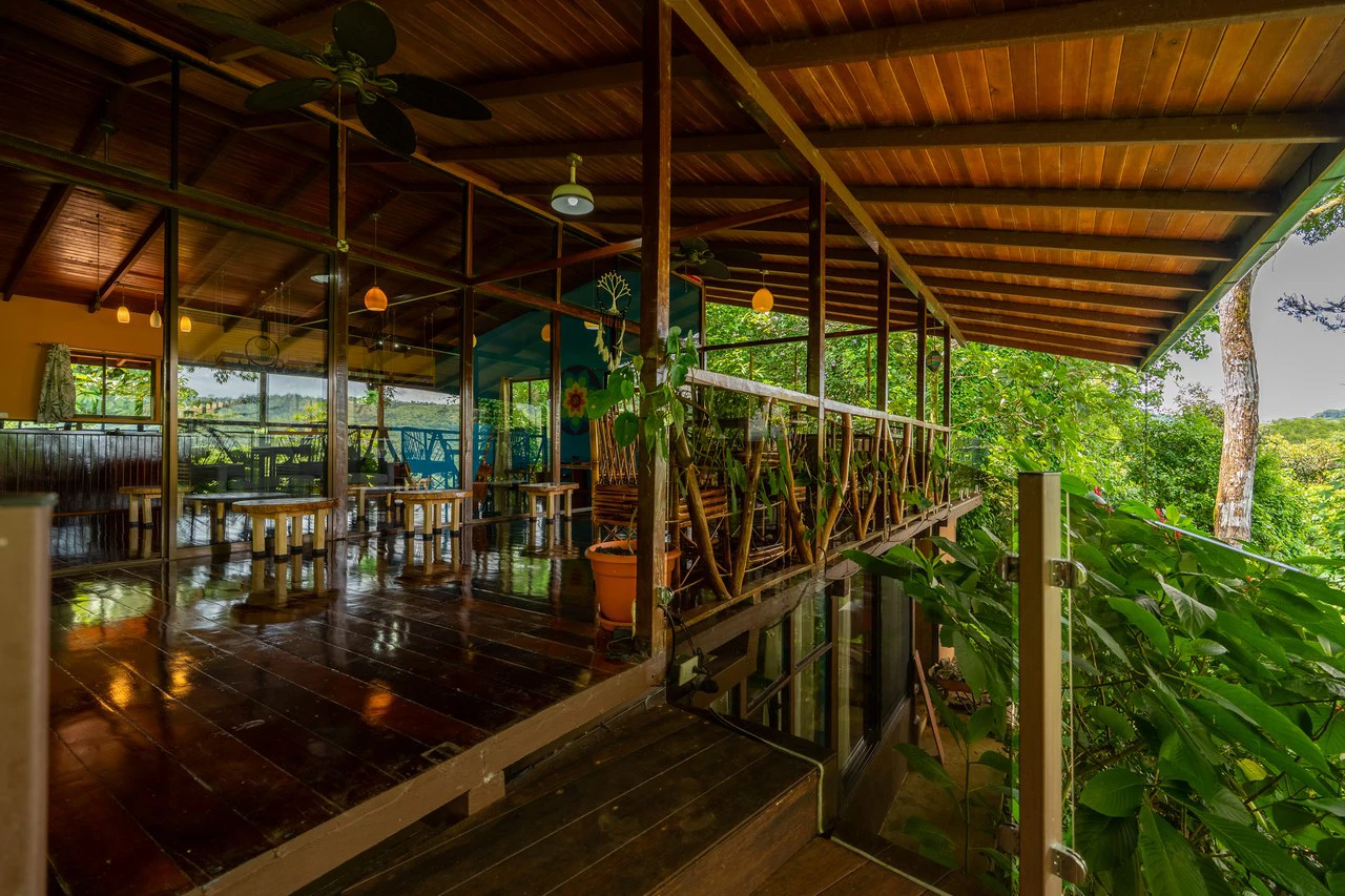 Prime 7.8 Acre Commercial Property with Restaurant for Sale in Costa Rica - Gallery image 39