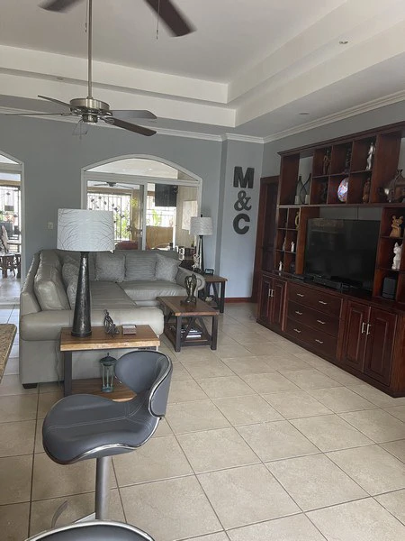 Amazing Casa Solara in Bejuco!: Huge home with pool on oversized lot close to the beach! - Gallery image 4