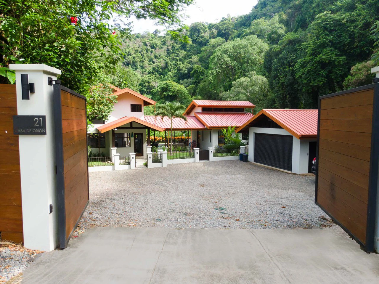Luxury Waterfall-View Home with Guest House near Dominical, Costa Rica: Mountain House For Sale in Dominical - Gallery image 51