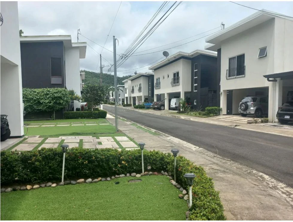 Residential Lot in Jacó, Garabito, Puntarenas: Your Opportunity to Build Your Ideal Home - photo 17
