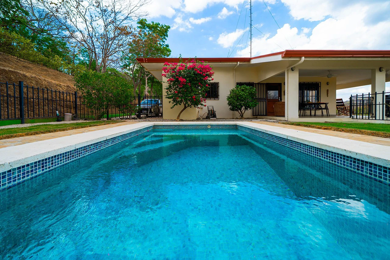 Casa Cartagena: 2Acre Home with Mountain Views in Gated Rancho Cartagena - Gallery image 9