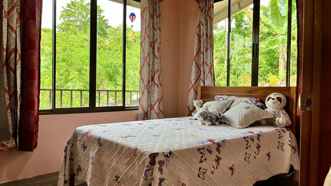 Mountain and Countryside House For Sale in Daniel Flores - Gallery image 21