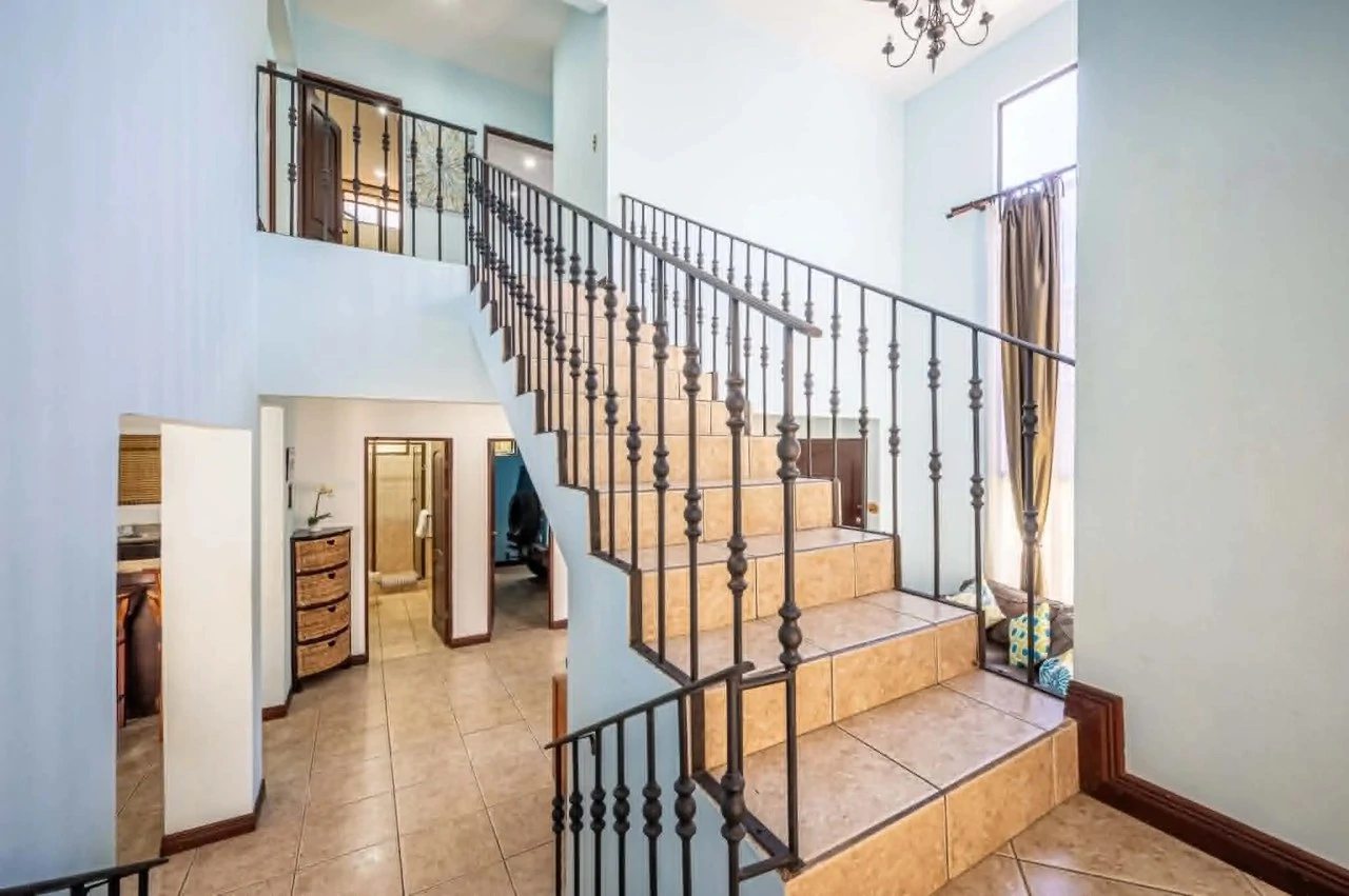 Rare Opportunity in Jacó’s Only Oceanfront Gated Home Community - Gallery image 29