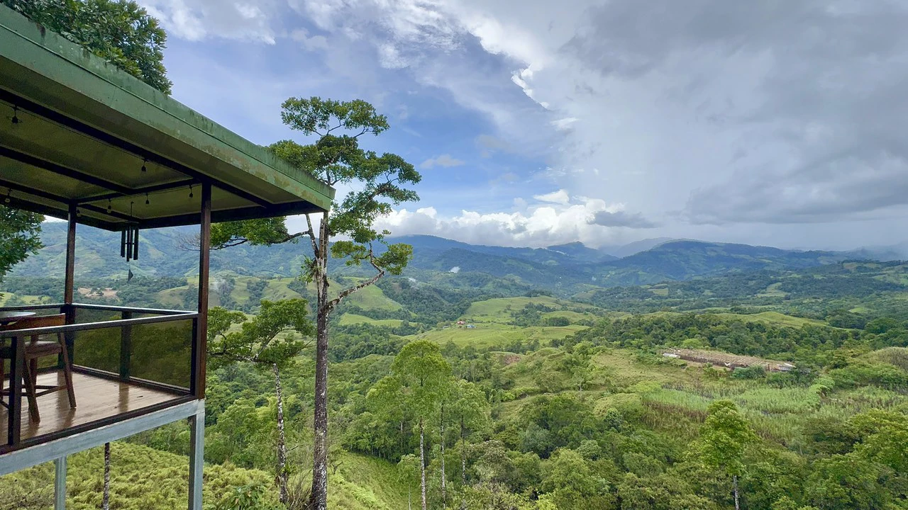 Spring, Waterfalls and more!  Farm in San Vito Limoncito! - Gallery image 2