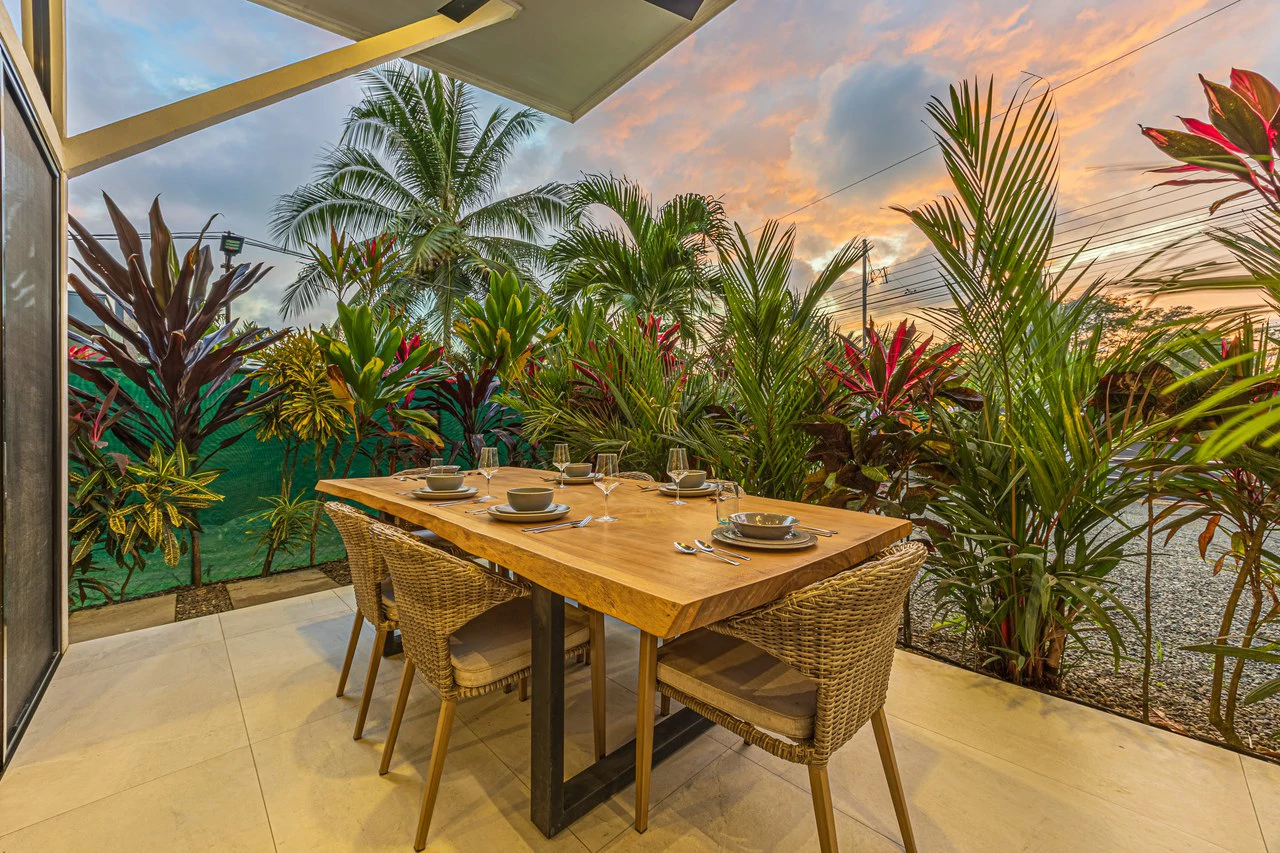 Elegant Tropical Home | 5 Minutes from Marino National Park: Near the Coast House For Sale in Bahía Ballena - Gallery image 61