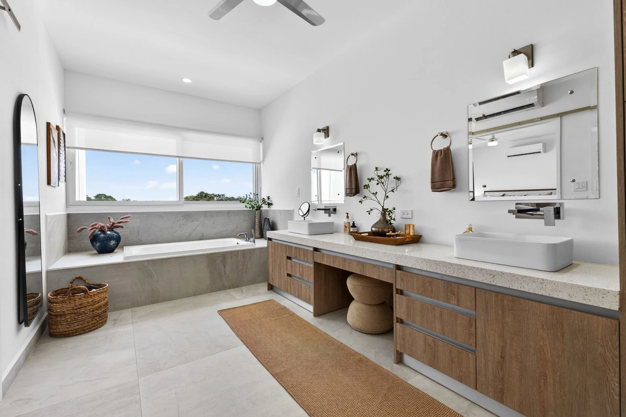 C5 Enclave: Premium Furnished 5-Bedroom Retreat Near Playa Avellanas - Gallery image 14