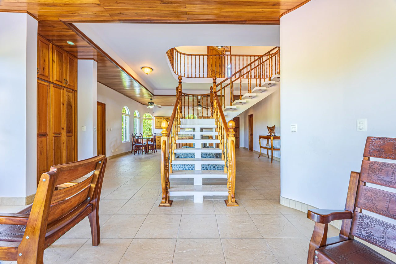Elegant 3 Bedroom + Office Jungle Home in Puesta Del Sol, Ojochal - Gallery image 40