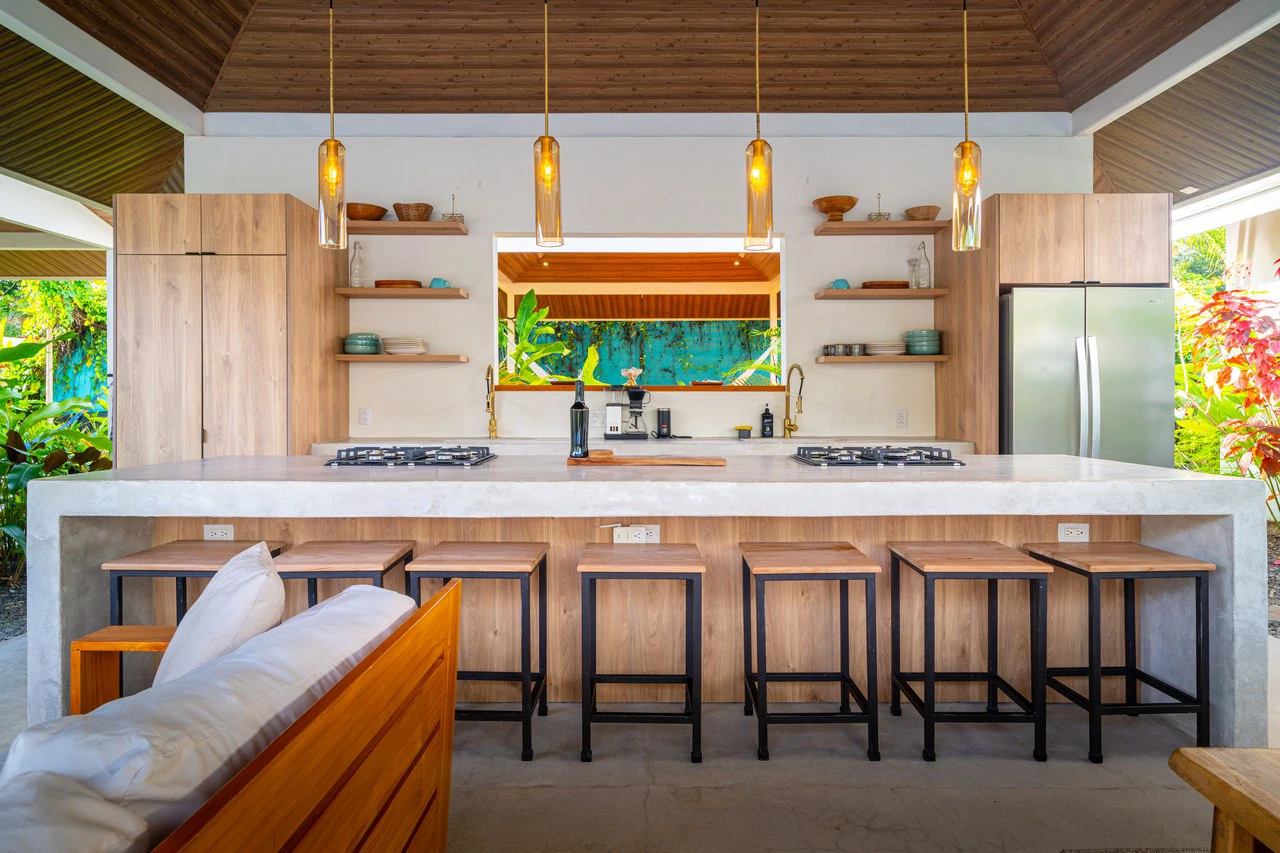 Income Ready Boutique Investment near Whale's Tail Beach - Gallery image 33