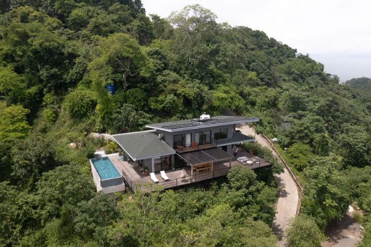 Coco: 3-Bedroom Forest-Side Home Near Playa Pájaros - Gallery image 26