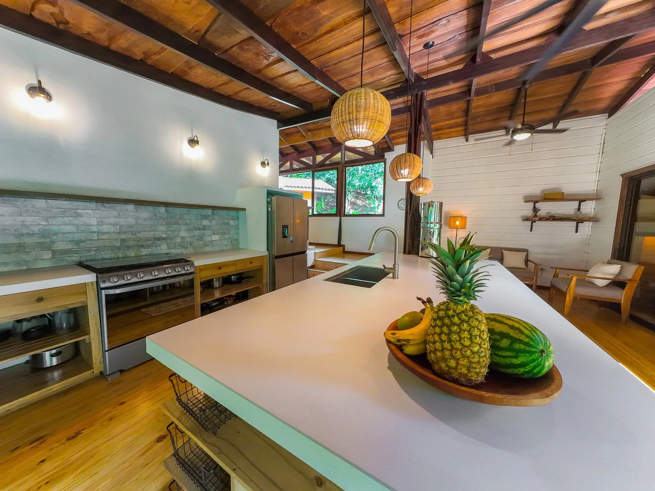 Serene Jungle Home + Guest Cabin on 3 Acres and River - Gallery image 5