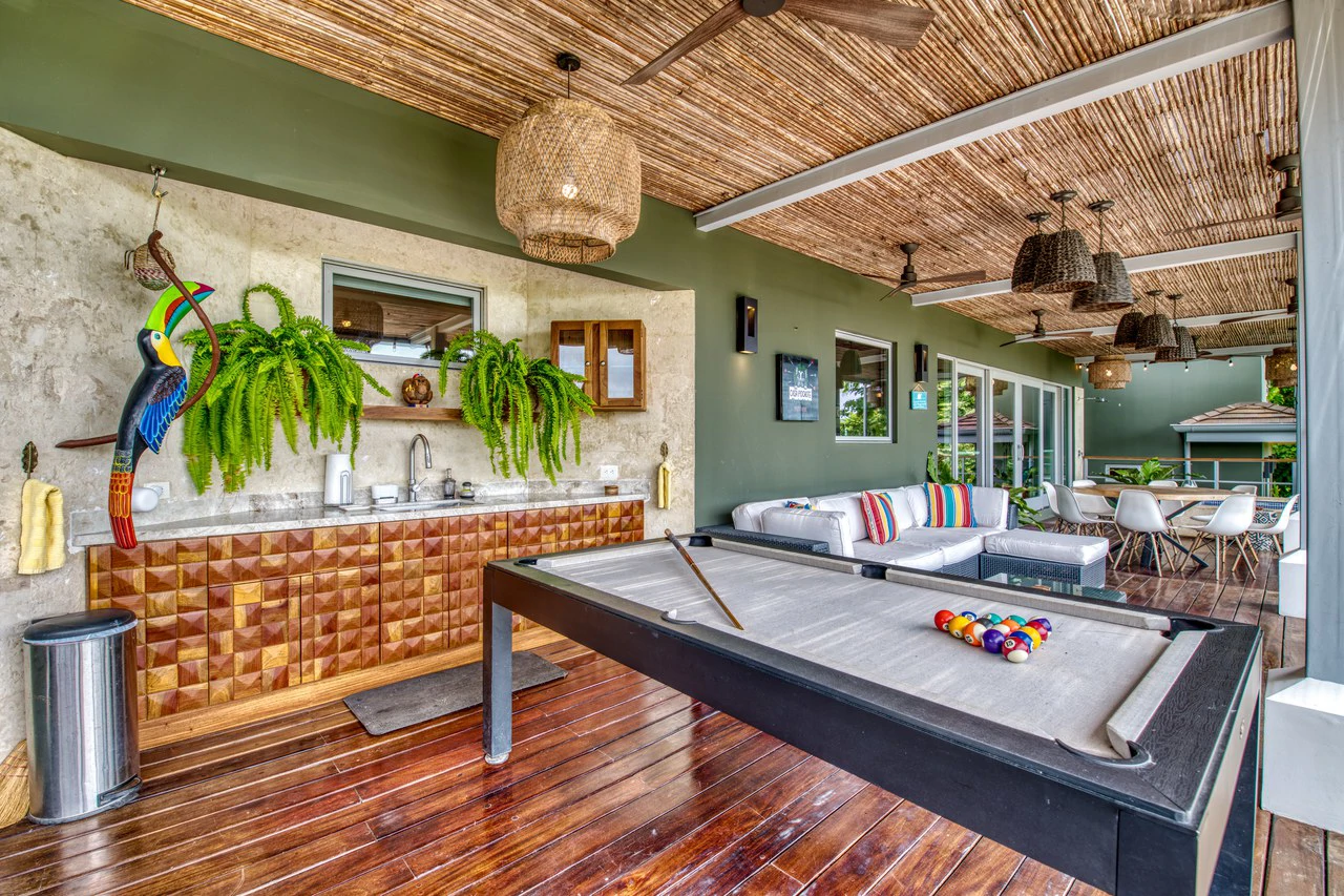 Casa Pochote: Artisan Luxury Villa Near Tamarindo | Pool, Jacuzzi & Langosta Beach Club Membership Included - Gallery image 45