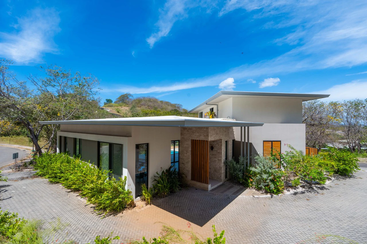 Casa Zoul: A Luxurious residence in the prestigious SENDEROS gated community of Tamarindo! - Gallery image 34