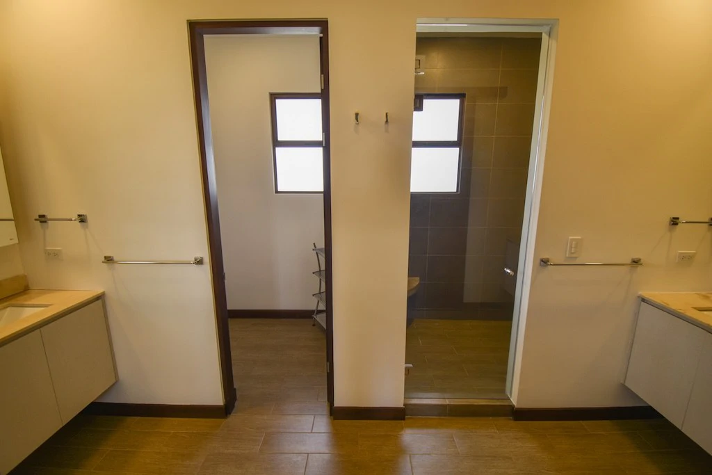 Casa de 4 Habitaciones en Lindora: House For Sale in Lindora - Gallery image 28