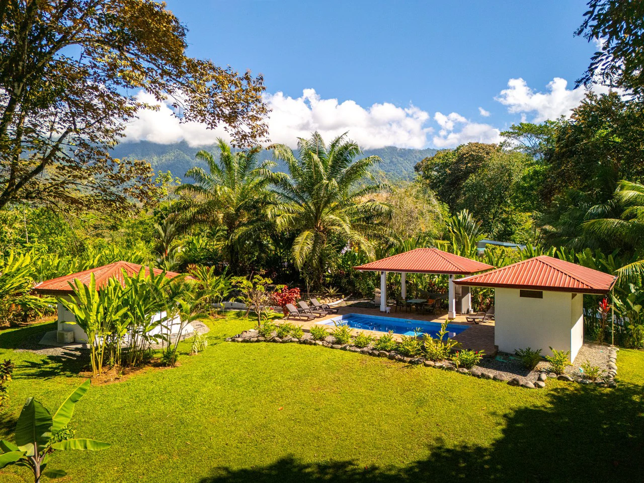 Villas Octagon: Prime Investment & Lifestyle Opportunity - Gallery image 2