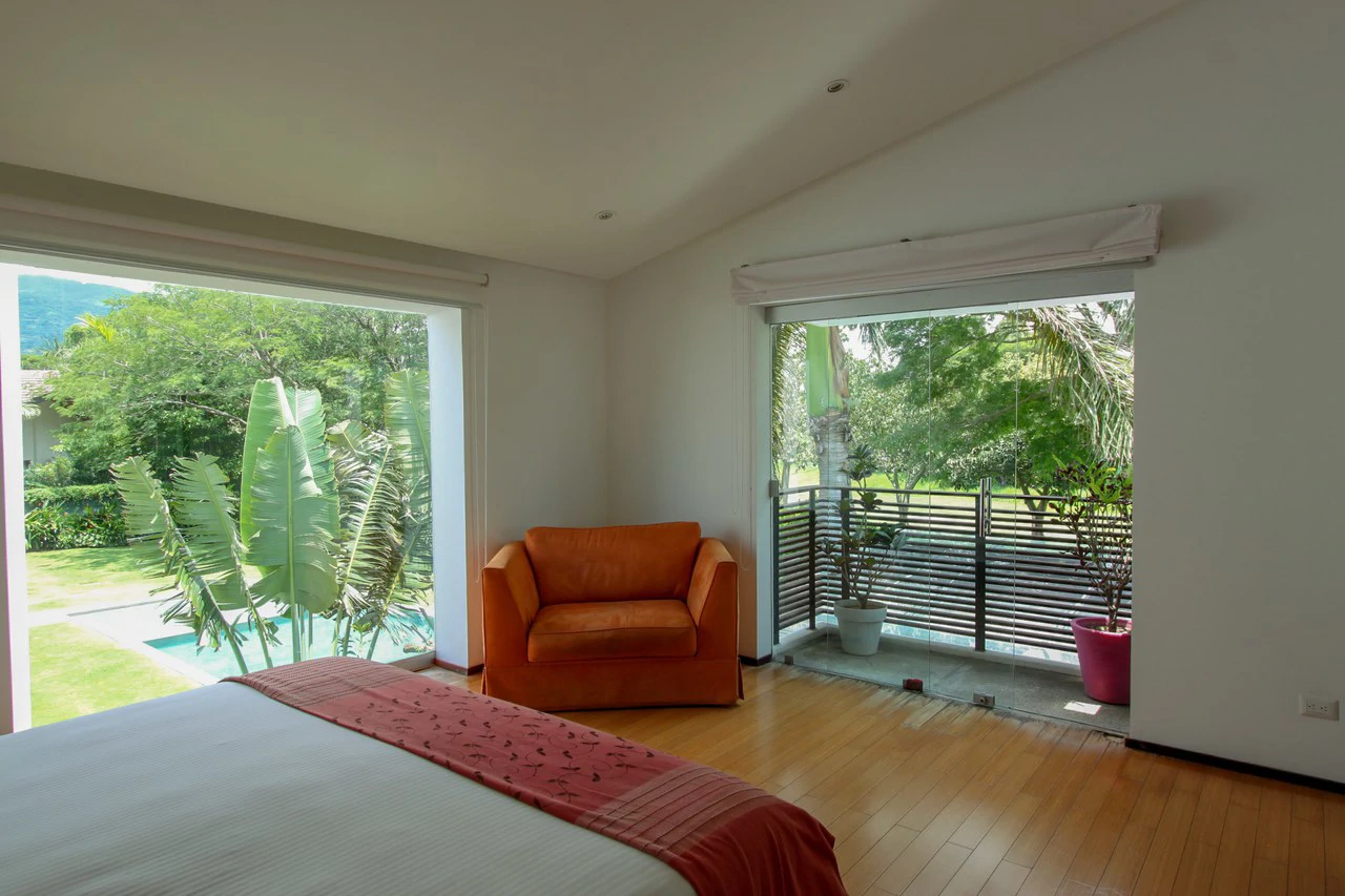 Modern Golf Course Haven: Spectacular Home in Valle del Sol, Santa Ana - Gallery image 27