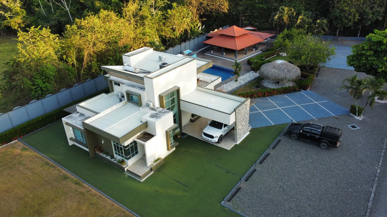 Beautiful house in Residencial Palmas del Sol | Tranquility and style - Gallery image 6