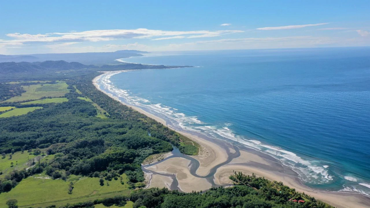 Beach and Mountain View House Guanacaste Costa Rica - Gallery image 8