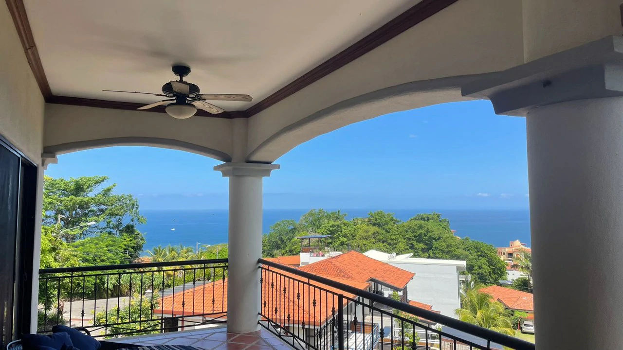 Ocean View Penthouse. Puntaleona. Costa Rica - Gallery image 2
