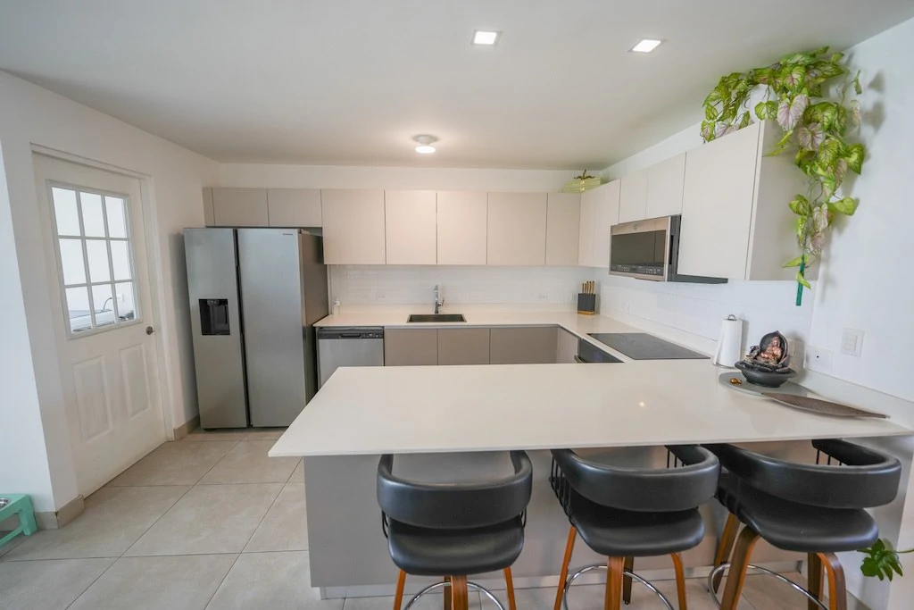 House For Sale in San Rafael - Gallery image 13