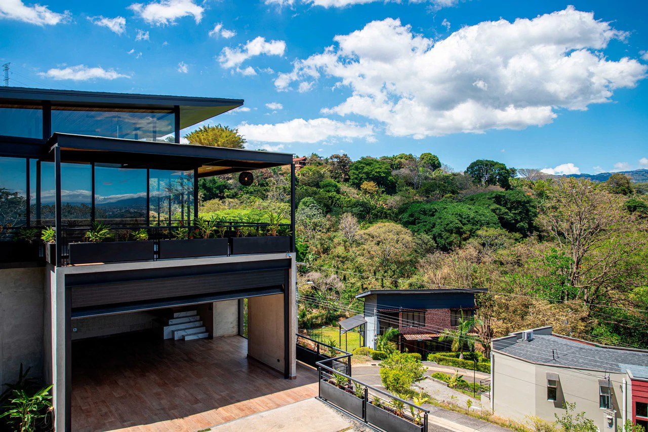Modern Oasis Home for Sale in Naranjo - Gallery image 32