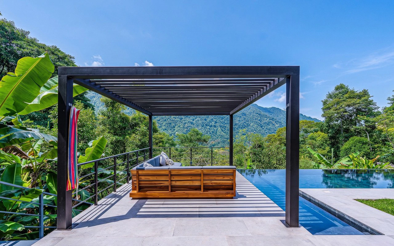 Off Grid Luxury Estate Micro Regenerative Homestead Tinamastes - Gallery image 4