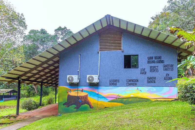 SAN MATEO PROPERTY: Riverfront and Mountain House For Sale in San Mateo de Alajuela - Gallery image 7