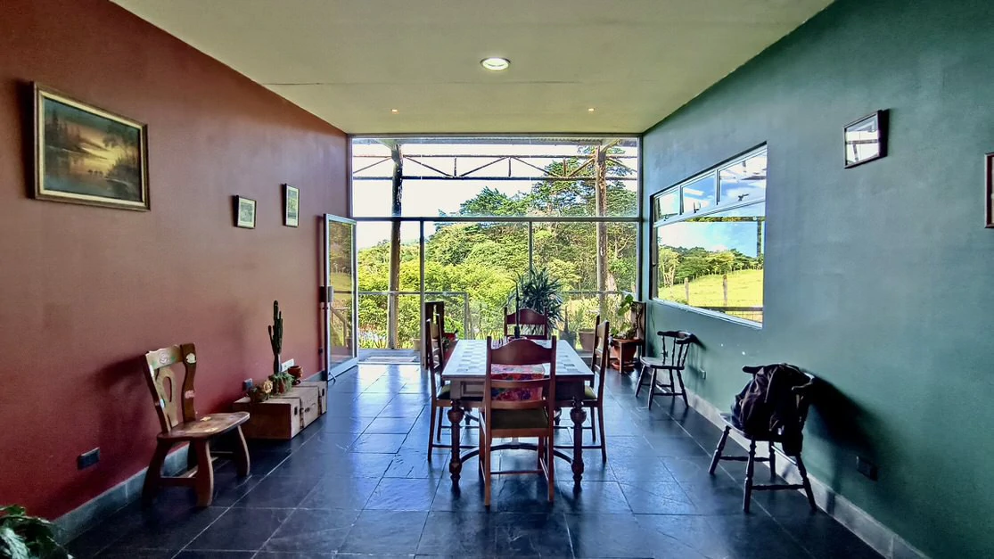 House for sale in Costa Rica: Unique Industrial style house for sale in San Isidro Heredia - Gallery image 13