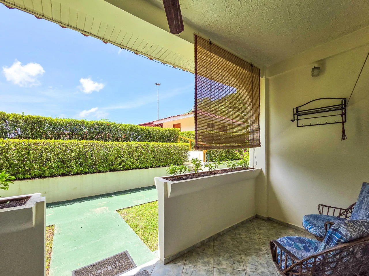 Prime Location 1bed 1bath Condo, Steps From Samara Beach - Gallery image 3