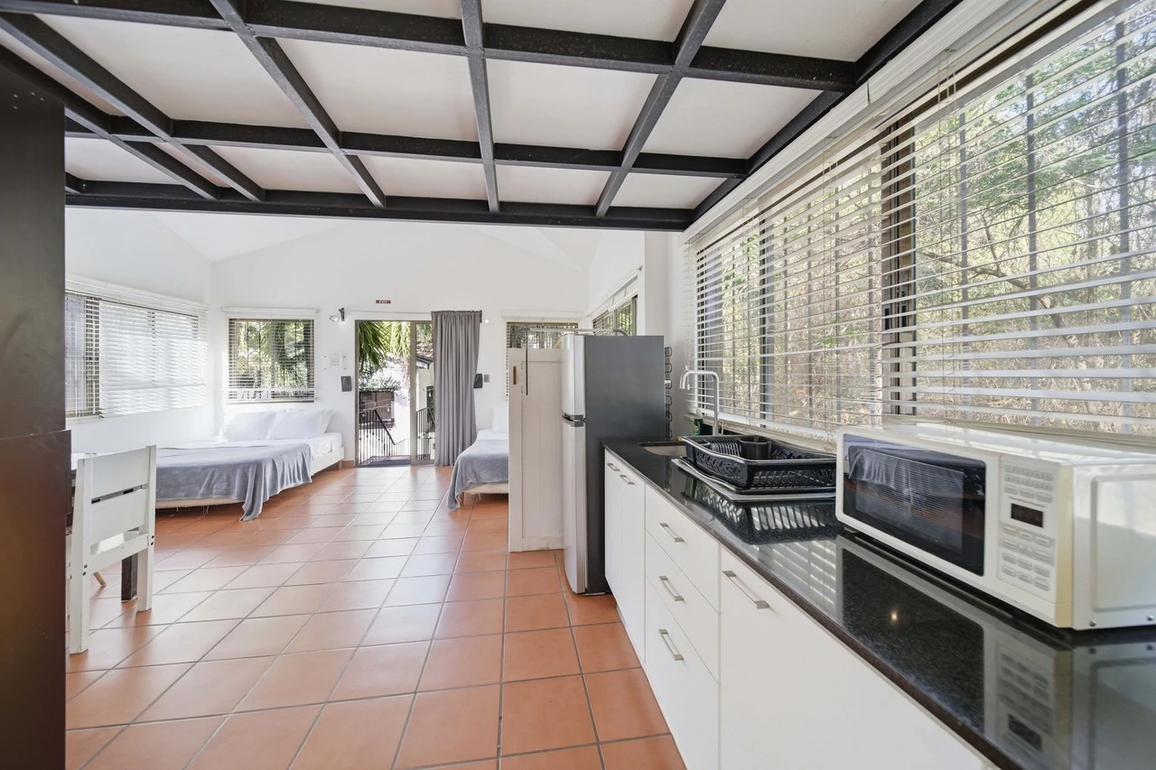Hotel Gardenia: Turnkey Boutique Hotel in the Heart of Tamarindo - Proven Income Meets Tropical Lifestyle - Gallery image 24