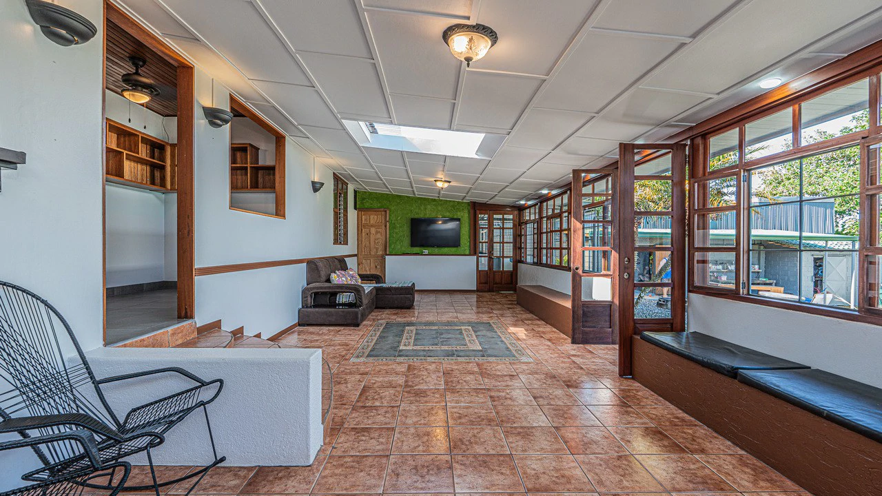 Completely Renovated 5 Bedroom Home in the Heart of San Isidro - Gallery image 30