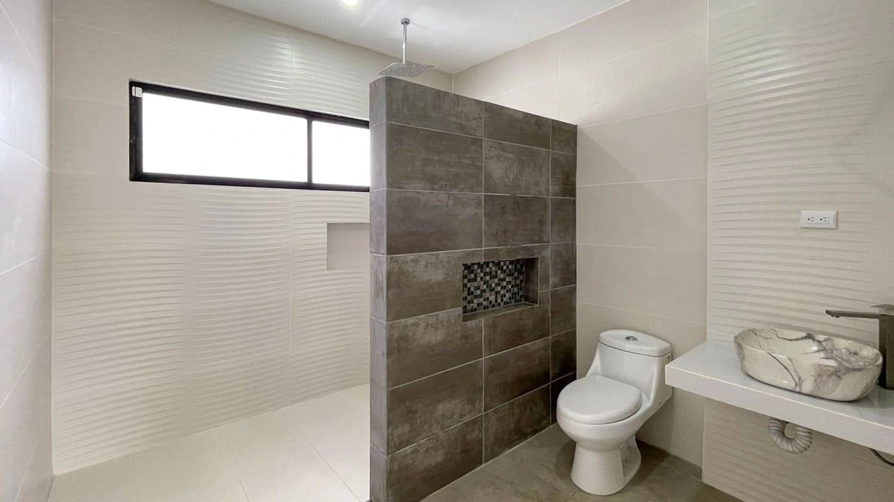 Two-Story House for Sale in San Ramón - Gallery image 18