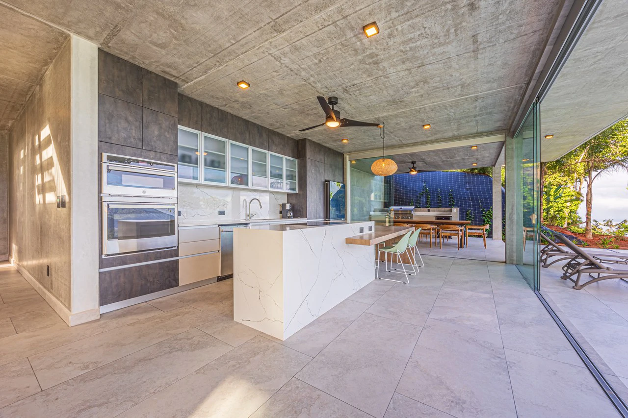 A True Estate Beyond Compare, Ocean Views For Miles: Mountain House For Sale in Uvita - Gallery image 18